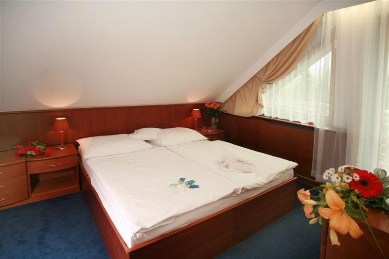 Hotel Nastup Loucna pod Klinovcem Exterior photo